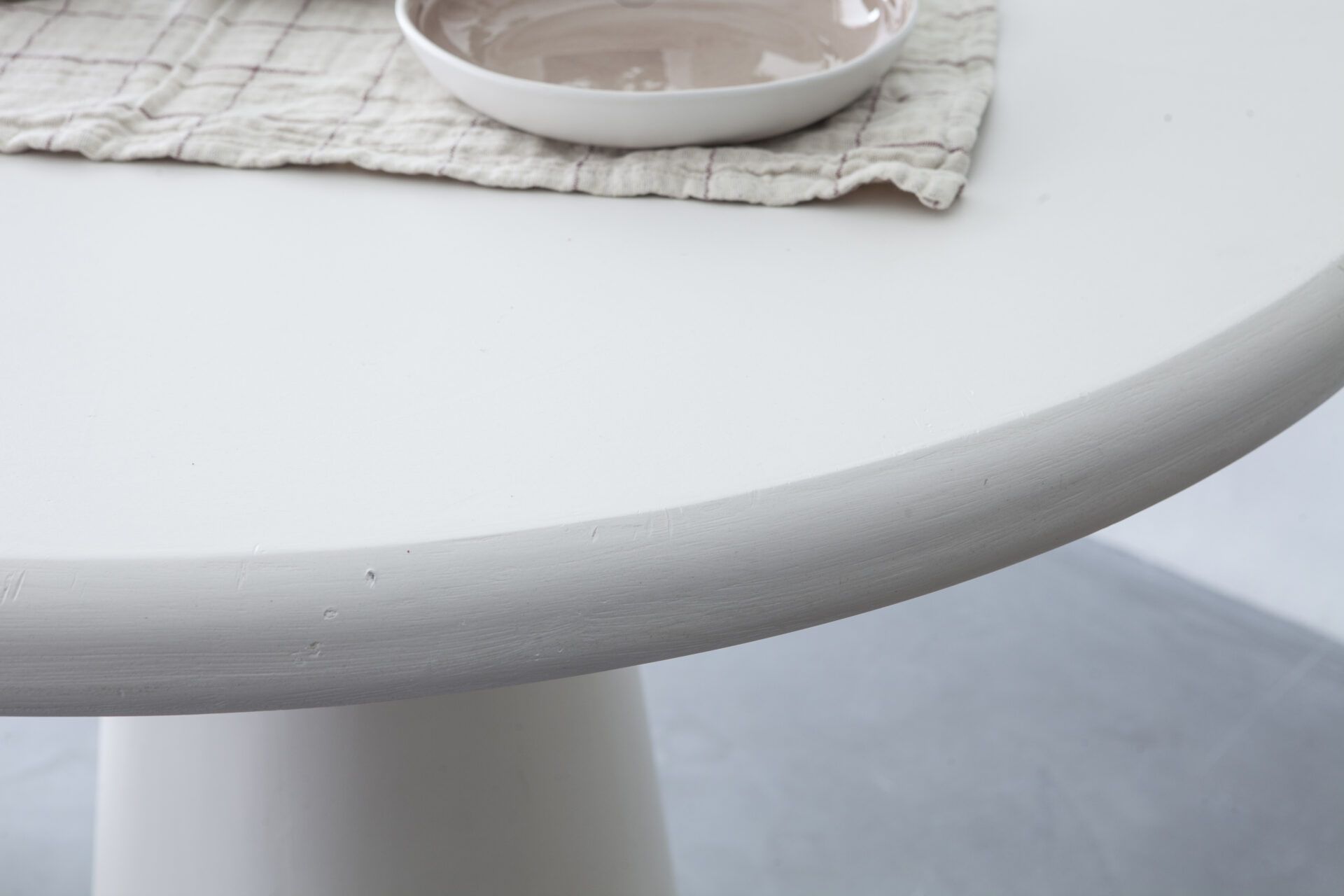 Proyecto interior: mobiliario de microcemento (6)