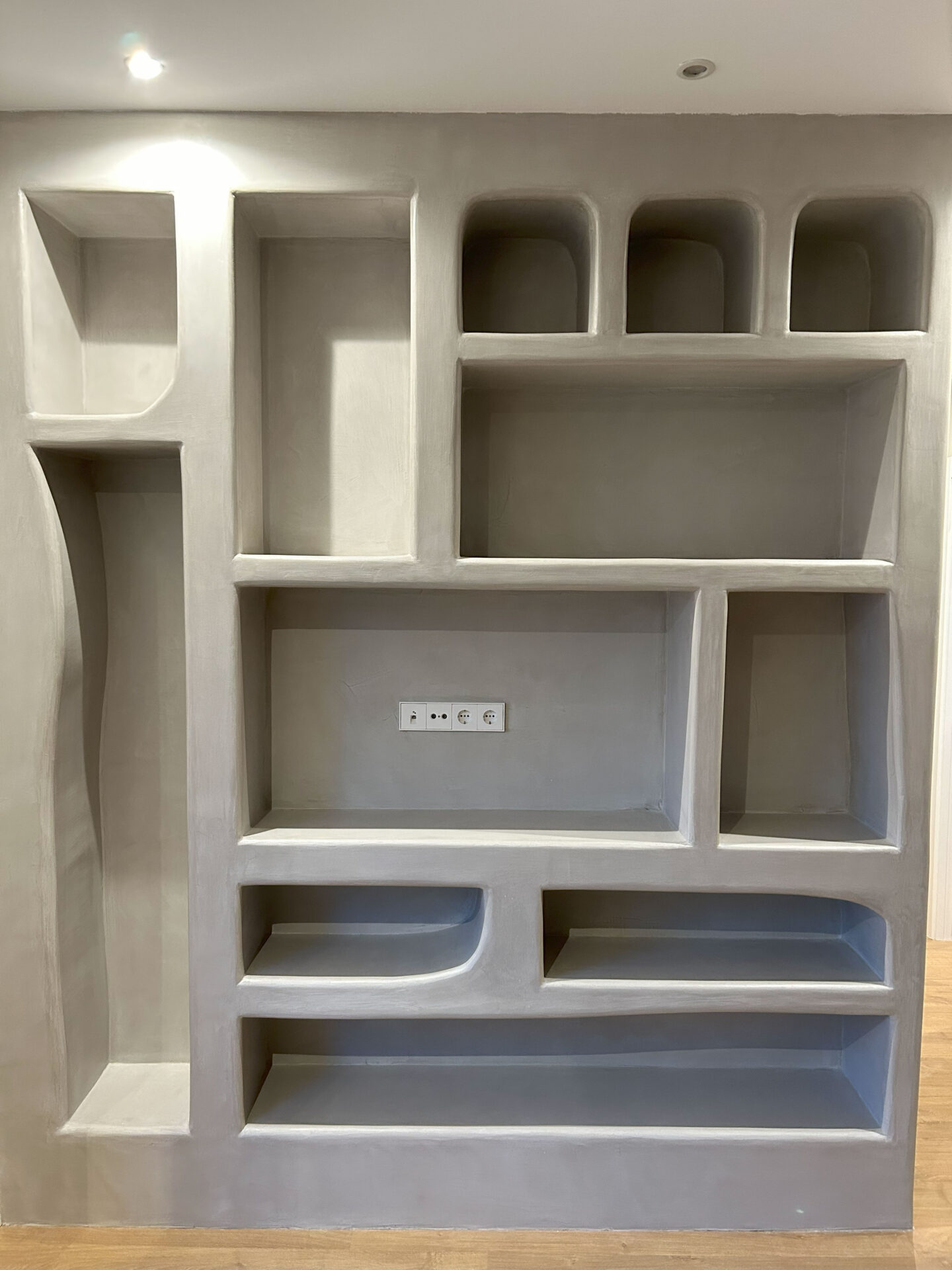 Proyecto interior: mobiliario de microcemento (10)