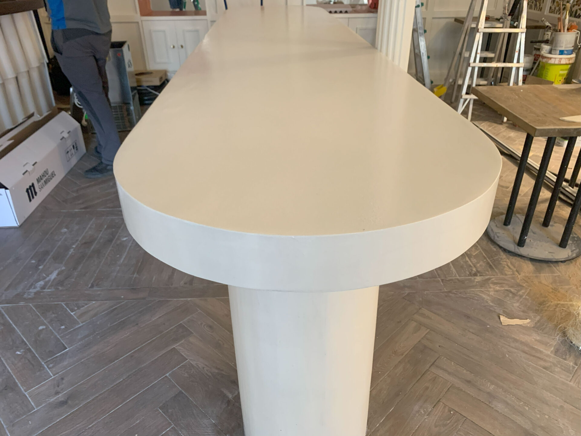 Proyecto interior: mobiliario de microcemento (12)