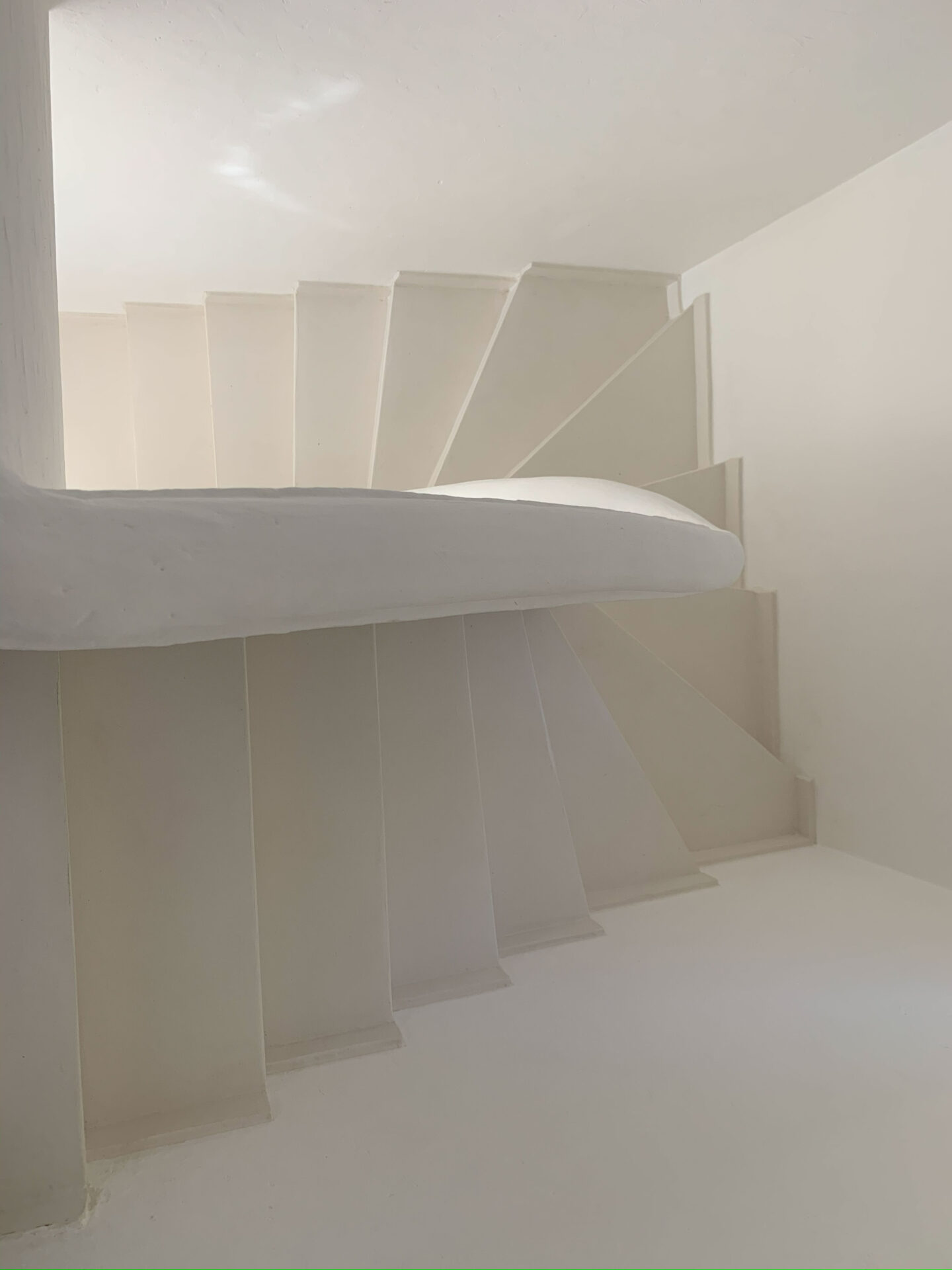 Proyecto interior: paredes y suelos de microcemento (23)